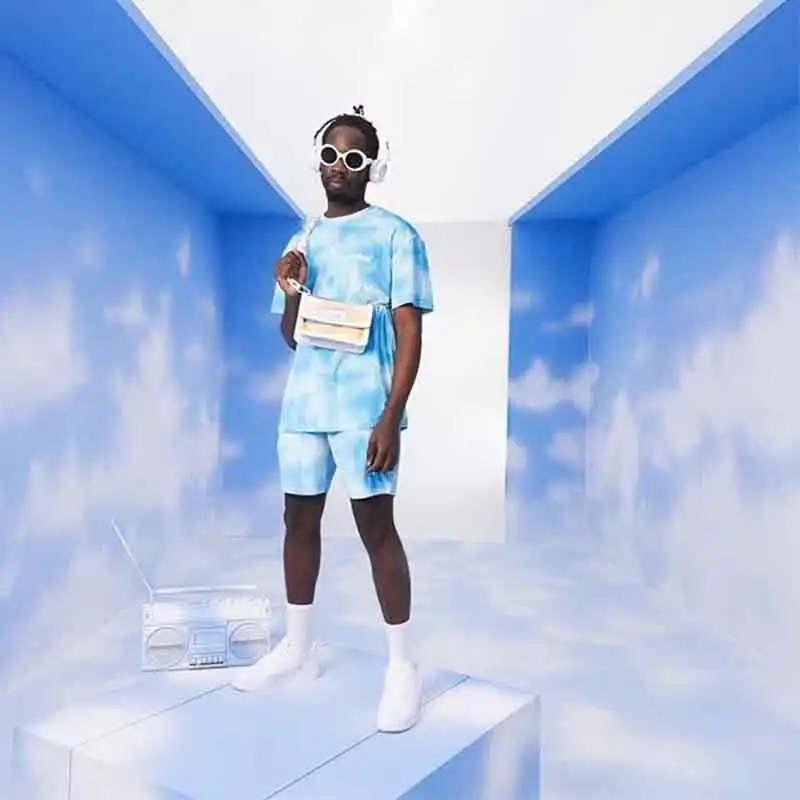 Mr €azi – Bedroom Bully