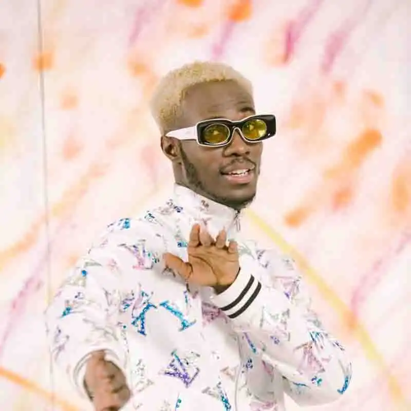 Kimilist - Kyer3 ft Medikal & Kwame Yesu
