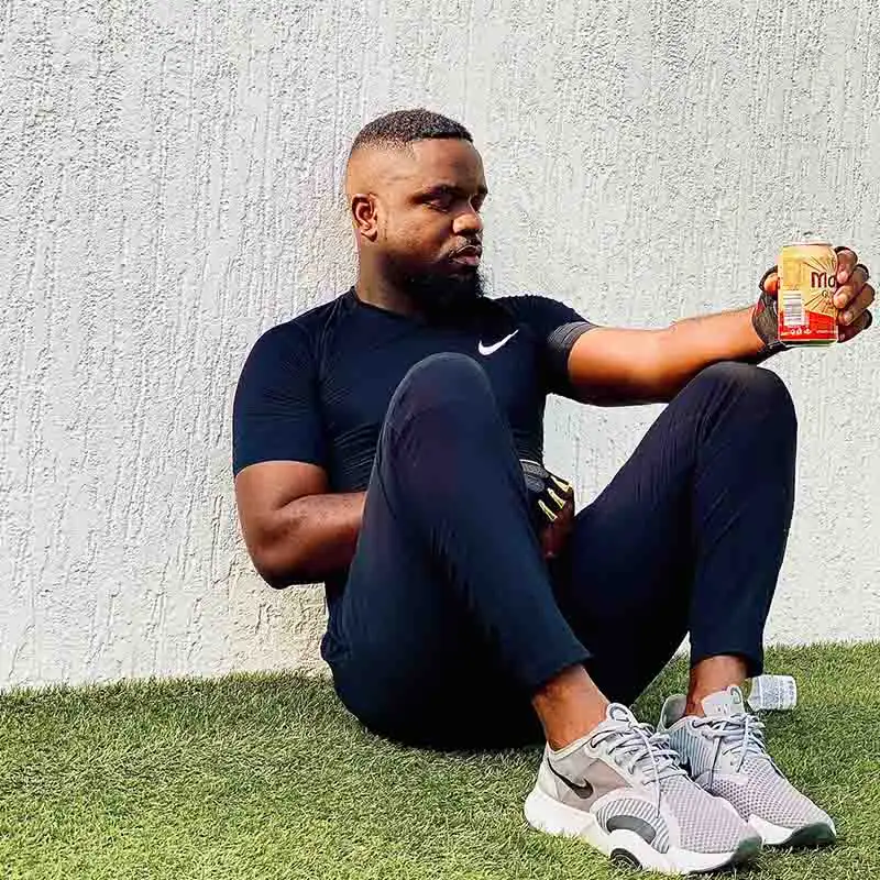 Sarkodie - Happy Day ft Kuami Eugene (Instrumental)